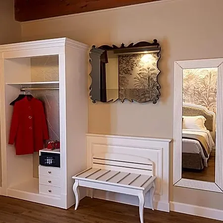 & Liola' Aparthotel 4*