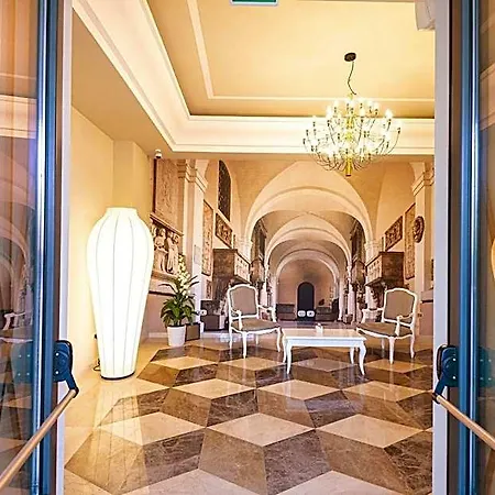 & Liola' Hotel